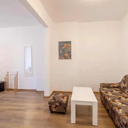 Apartmán Peaceful Downtown Location - 2 Bedroom