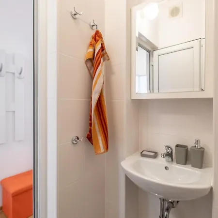 Apartmán Peaceful Downtown Location - 2 Bedroom