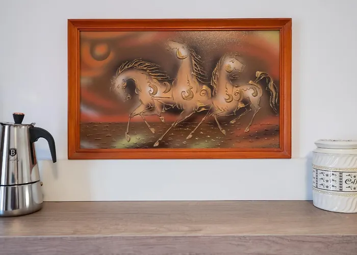 Peaceful Downtown Location - 2 Bedroom * ソフィア