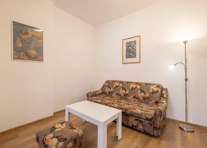 Peaceful Downtown Location - 2 Bedroom Appartamento Sofia