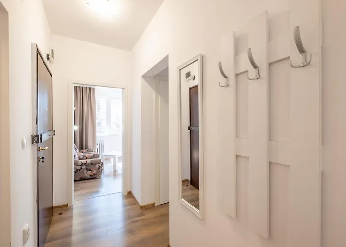 Peaceful Downtown Location - 2 Bedroom Appartamento